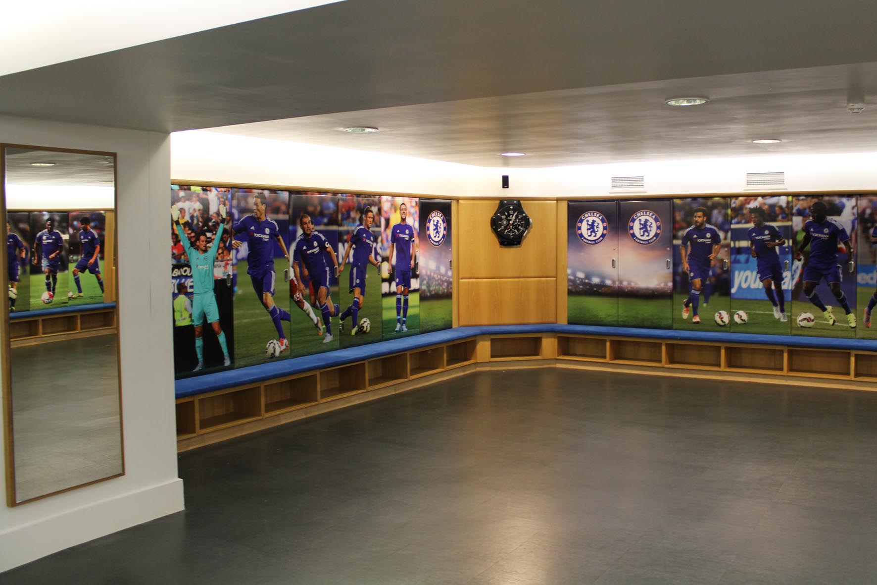 stadiontour stamford bridge, stadiontour, stamford bridge, chelsea, fc chelsea, stadion, tour, kabine