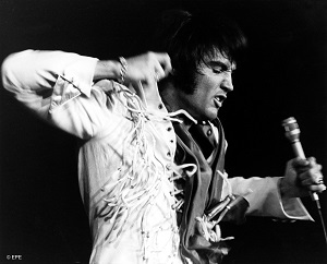 elvis presley tod verschwörungstheorien