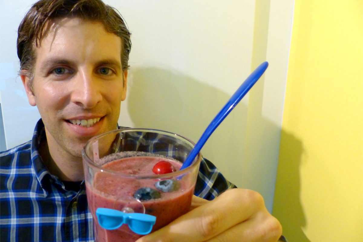 Fruchtiger Traum! So geht der vegane 3-Beeren-Smoothie