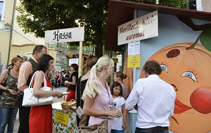 marillenfeste, alles marille, krems, marillenfest, marille, wachauer marillen, marillenknoedel-automat, automat