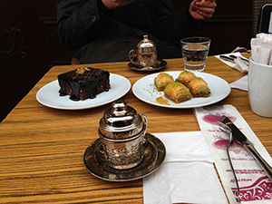 Istanbul, Essen, Restaurant, Tipps, Restaurant-Tipps, Naschkatze, Süßspeisen, baklava, schokotörtchen