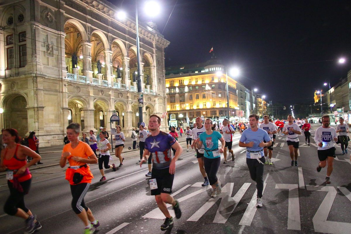 Vienna Night Run: Ein Nachtlauf bringt Licht für die Welt