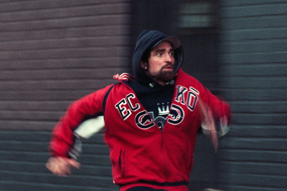 Good Time Filmkritik – 2 Brüder, ein Überfall & ganz viel Adrenalin