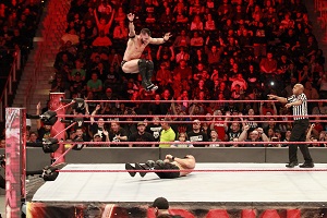 wwe raw, action, drop, seil