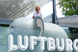 elisabeth kolarik, elefant, rutsche, luftburg