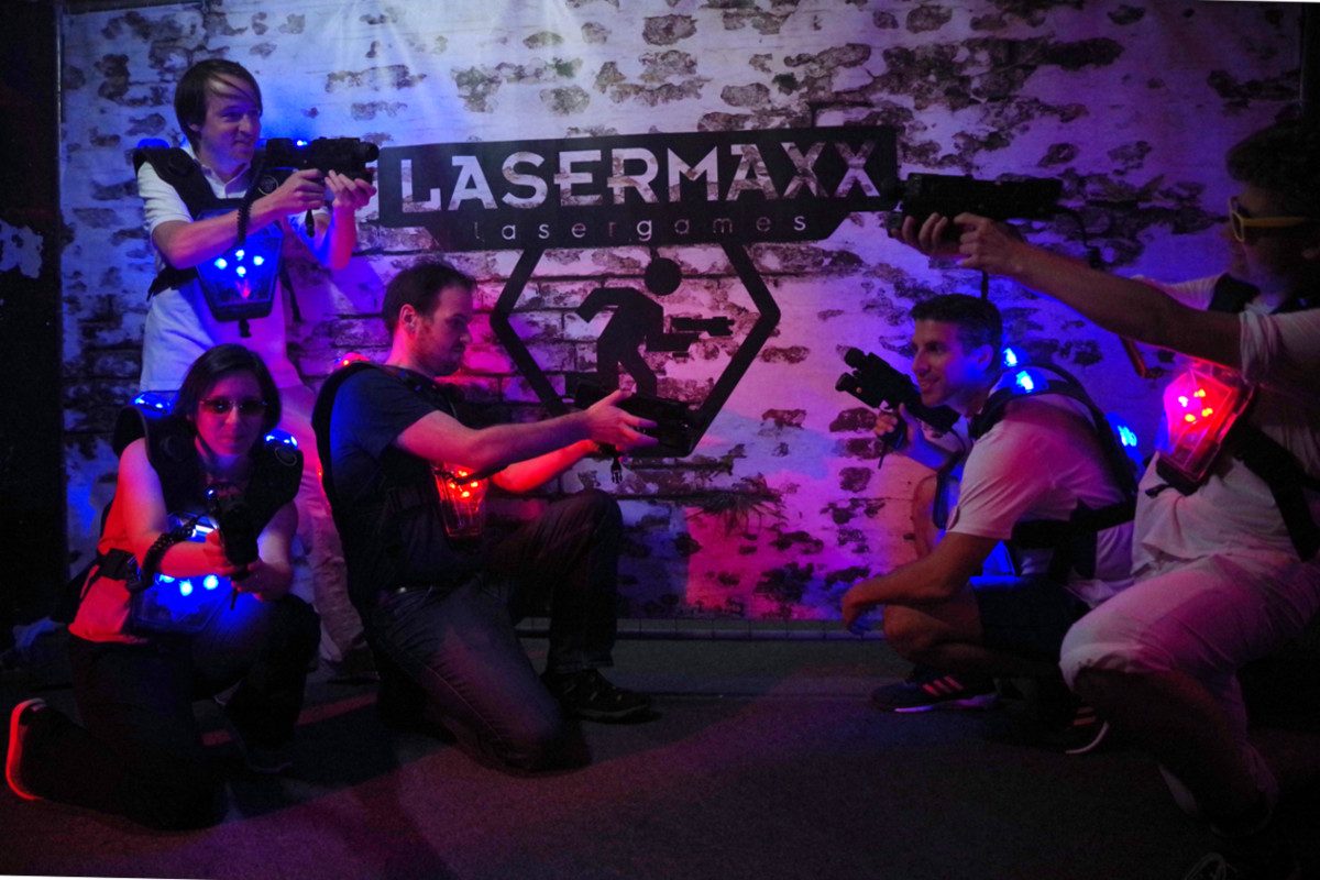 LaserMAXX Wien 9 im Test – so cool ist Lasertag in der City!