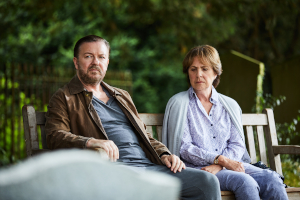 after life, ricky gervais, penelope wilton, parkbank, friedhof,