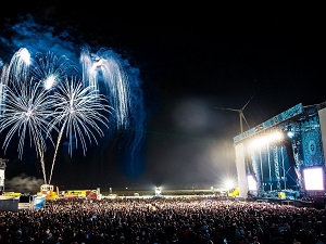 Crowd, blue stage, nova rock, musik, festivals