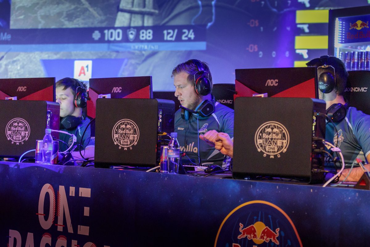 Red Bull pLANet one – die Sieger und Promis bei der LAN-Party des Jahres