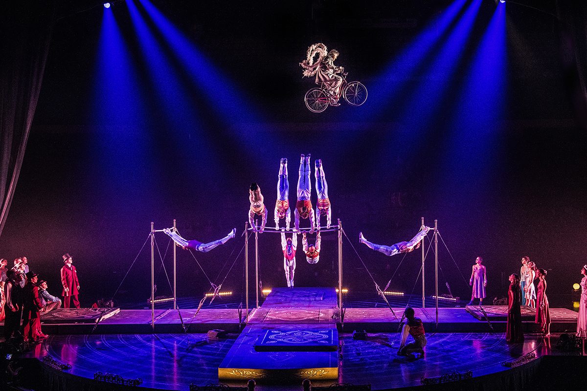 Cirque du Soleil Corteo: So viel Spaß macht ein Clown-Begräbnis