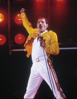 Freddie Mercury Pose