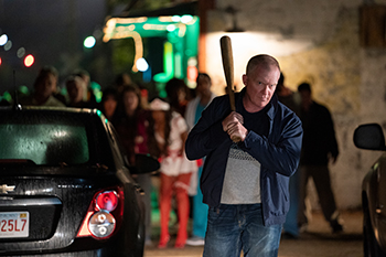 anthony michael hall, halloween kills, michael myers, horror, slasher, film review, kritik