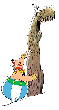 Obelix versucht Idefix von einer hohen Schnitzerei zu holen