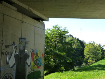 stadtwanderweg, graffiti, straßenkunst