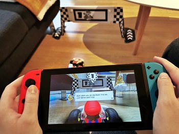 Mario Kart Live: Home Circuit, Switch im Wohnzimmer, Augmented Reality
