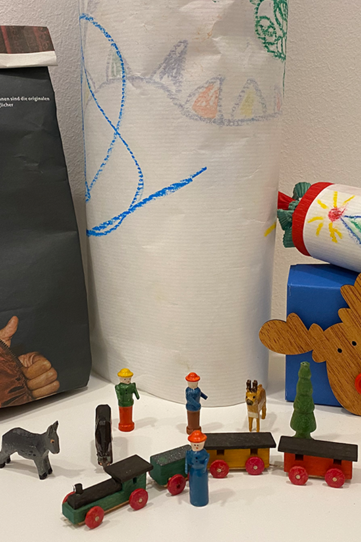 Upcycling-Verpackungen für Weihnachten aus Papier