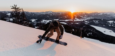 Guga Hö Morgenskifahren, Gemeindalpe, Helden der Freizeit, Snowboarder