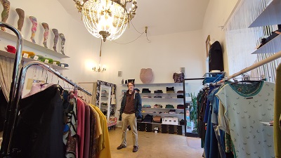 Fairtrade Mode bei Die Piratin, der stylische Laden in der Neubaugasse von innen