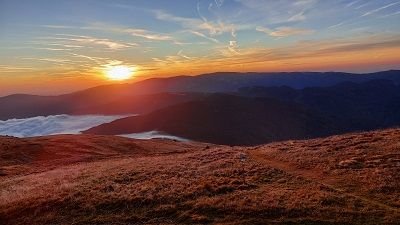 Sonnenaufgang Stuhleck, Blick aus der Berghütte