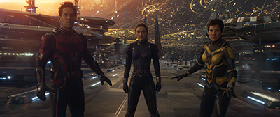 Paul Rudd als Ant-Man Scott Lang, Evangeline Lilly als Wasp Hope van Dyne und Kathryn Newton als Scotts Tochter Cassie.