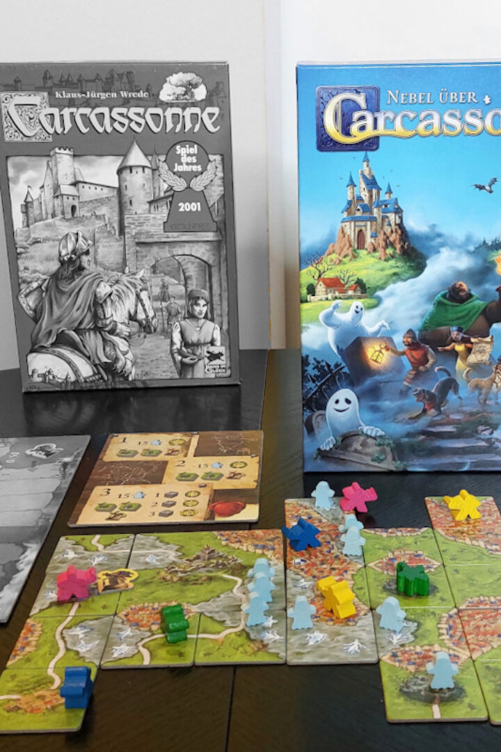 Nebel über Carcassonne Test – Geist des Kultspiels neu erweckt