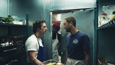 Jeremy Allen White als Carmen Berzatto, Lionel Boyce als Marcus und Ebon Moss-Bachrach als Richard Jerimovich in The Bear