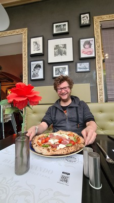 Patrick Meerwald in der Pizzeria Da Ferdinando