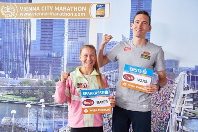 Andreas Vojta und Julia Mayer bei der Wien Marathon PK 2023