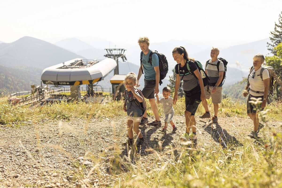 Schneeberg Sesselbahn – Wandern und Familienspaß mit Top-Ausblick