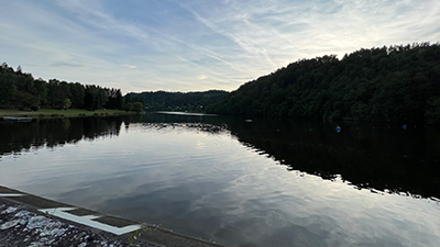 Blick auf den Thurnberger Stausee von der Staumauer aus