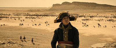 Joaquin Phoenix als Napoleon in Ägypten.