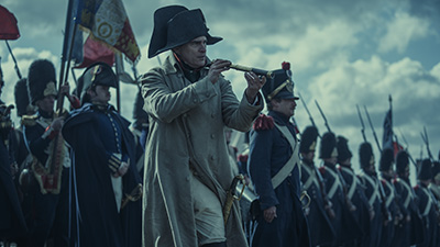 Joaquin Phoenix als Napoleon bei der Schlacht zu Waterloo.