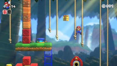 Mario klettert an Seilen nach oben