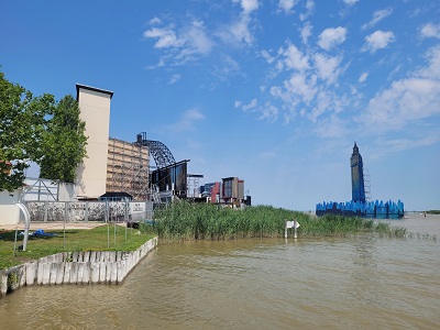Rückseite der Bühne am Neusiedler See