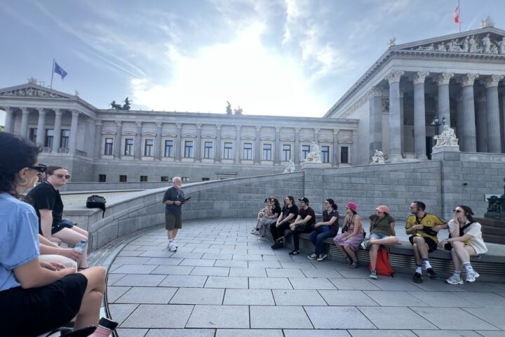 Gerd Brandstätter von Queer Walks: “Schon Karl VI war bisexuell!”