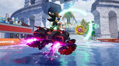 Shadow steht auf einem Kart, das über Wasser schwebt