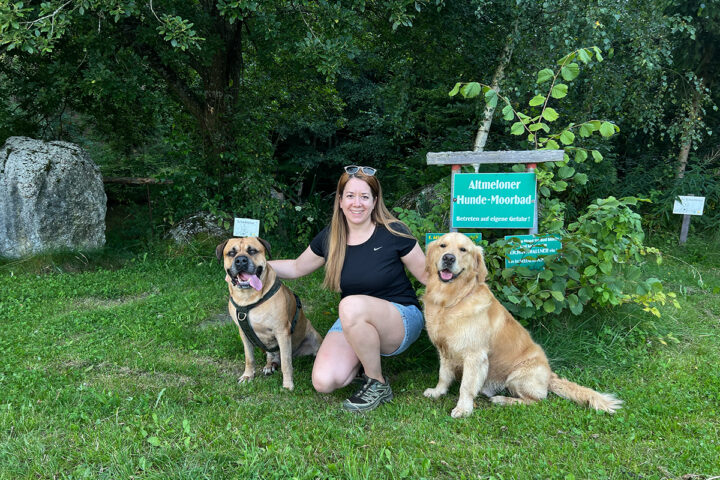 Altmelon im Waldviertel: Hunde-Moorbad und Felsriesen