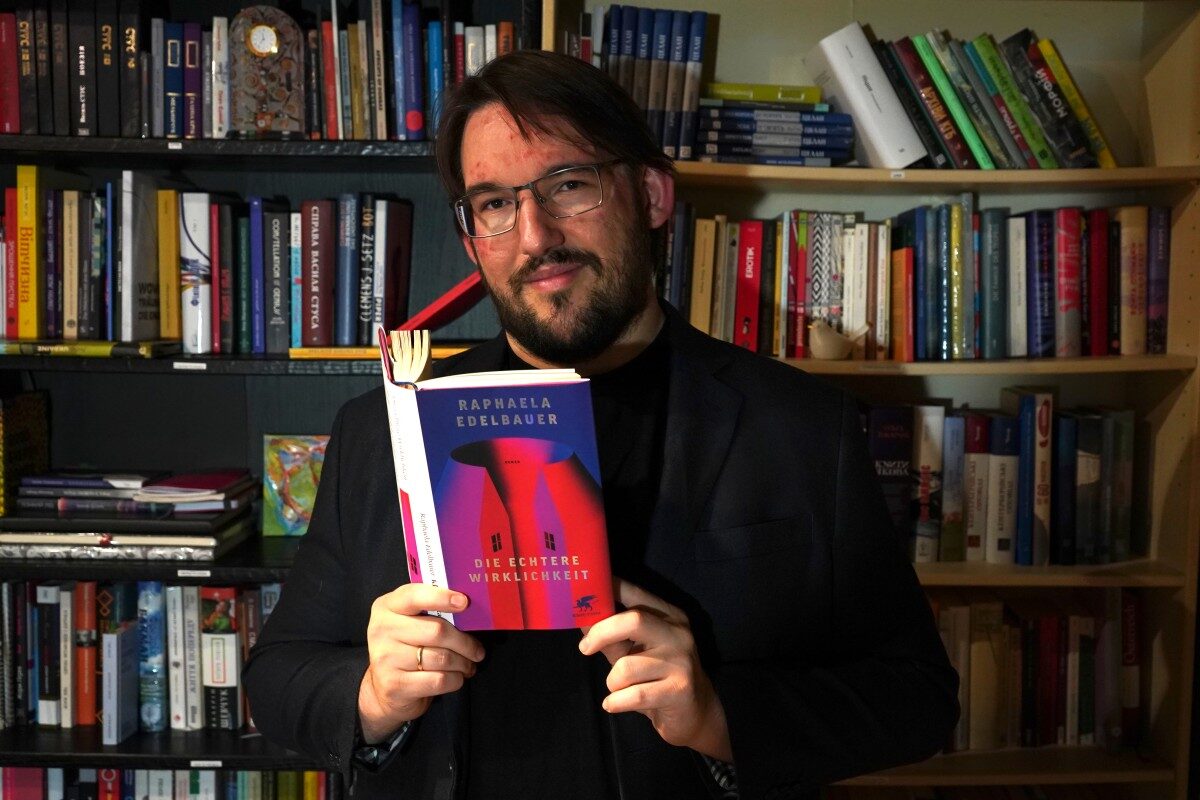 Die echtere Wirklichkeit von Raphaela Edelbauer – Peters Buchtipp