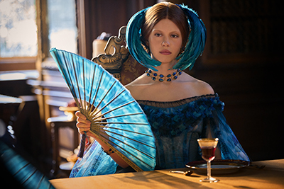 Mia Goth als Victors Schwägerin Elizabeth in Frankenstein.