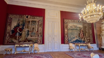 Zwei barocke Tapisserien englischer Provenienz im Primatialpalais von Bratislava.