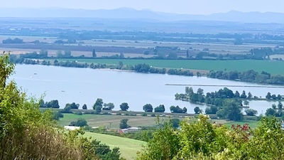 Blick auf den Waag (Váh) - Stausee Sĺňava südlich von Piešťany.