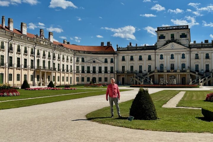 Schloss Esterháza in Fertőd: Ungarns Versailles nahe Wien