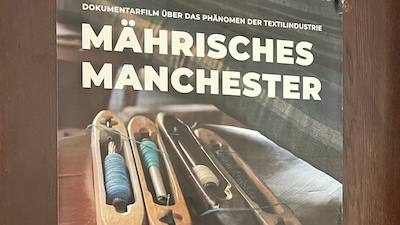 Plakat zum Dokumentarfilm "Mährisches Manchester", 2018