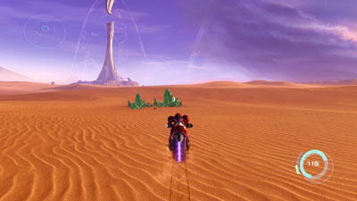 Samus fährt auf Viola durch die Wüste mit grünen Kristallen