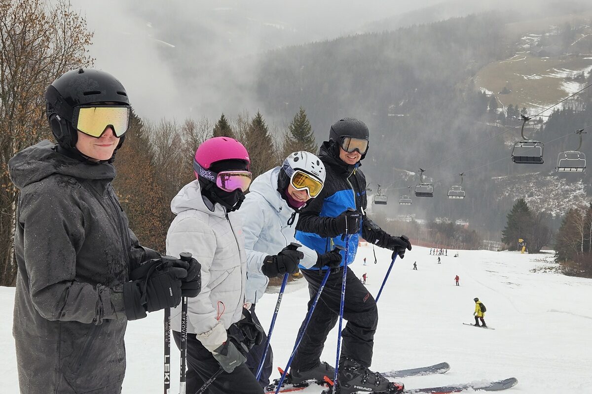 Erlebnisalm Mönichkirchen im Test: Familien-Skigebiet nahe Wien
