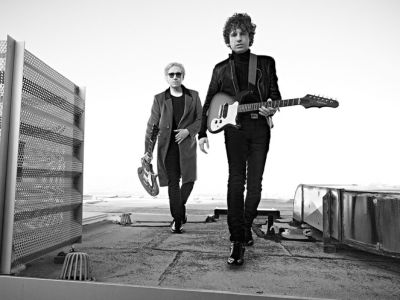 Schwarz-weiß Foto von The Kooks