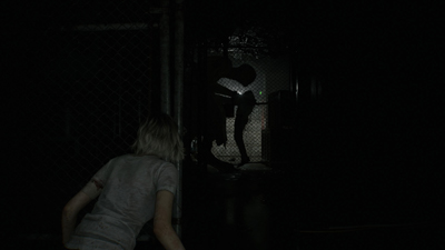 Grace sieht eine Silhouette der Monster im Schatten