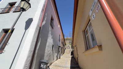 Enge Gasse im Jüdische Viertel von Třebíč.