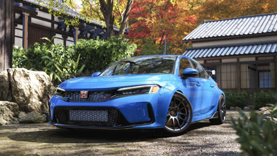 Ein blauer Honda ist vor einem japanischen Waldhaus geparkt in Forza Horizon 6