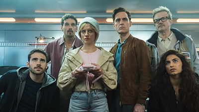 Standbild aus der Netflix-Serie Berlin und die Dame mit dem Hermelin